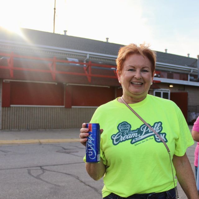 Join us at this year’s Cream Puff 5K, sponsored by Michelob ULTRA! 

Visit our tent to sample our products before you buy, and cheer on great athletes with an ULTRA in hand. 

See you there! 

#CreamPuff5K #WIStateFair #MichelobULTRA #NUTRL #Cheer #Race